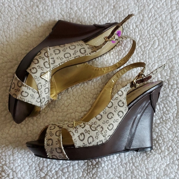 Guess Melisa Signature Wedge - Brand New - Picture 4 of 5